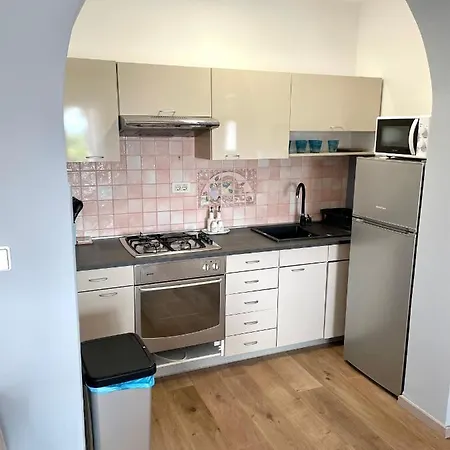 D&a With Private Swimming Pool * Pola