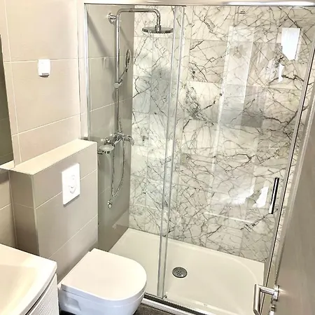 Apartment D&a With Private Swimming Pool