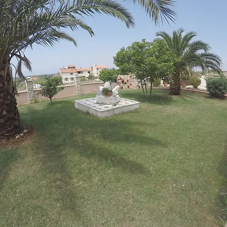 D&a With Private Swimming Pool Pula