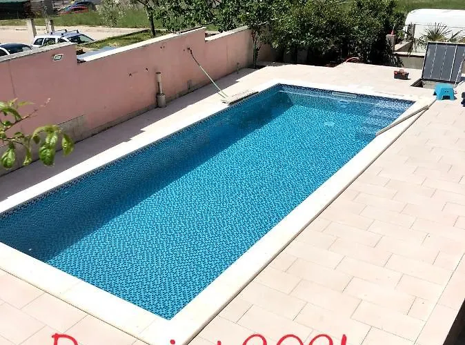 Lägenhet D&a With Private Swimming Pool *
